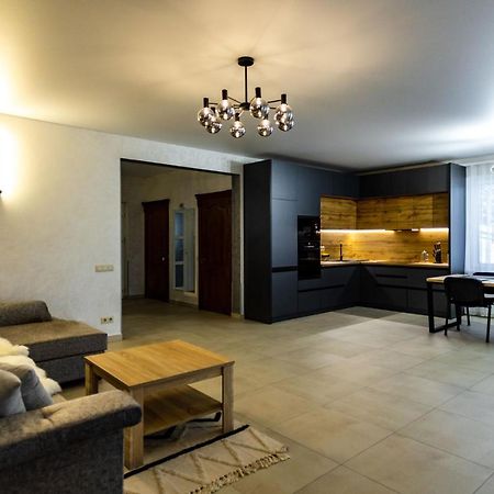 Lidia Chalets Polyanitsa Popovichevskaya エクステリア 写真