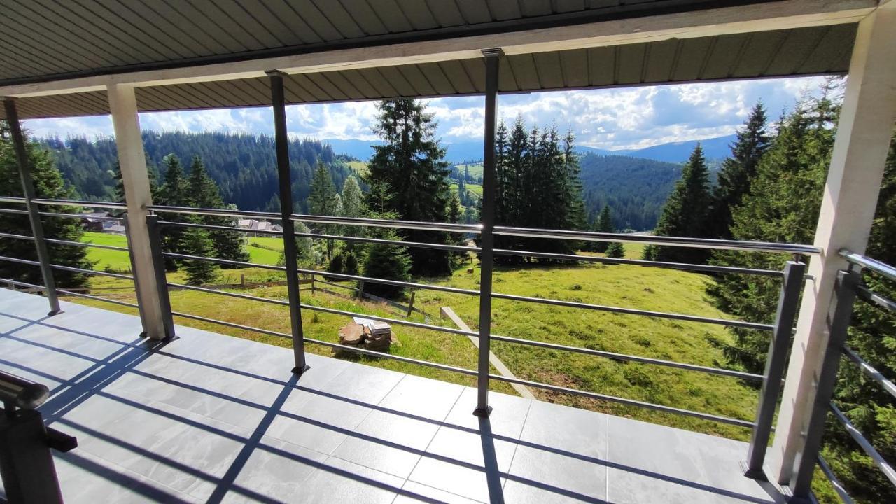 Lidia Chalets Polyanitsa Popovichevskaya エクステリア 写真
